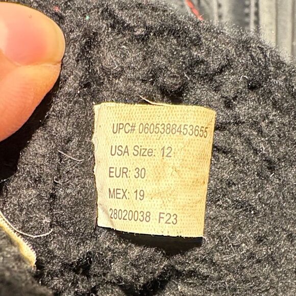 Wonder Nation Black Kids Snow Boots - Picture 7 of 7